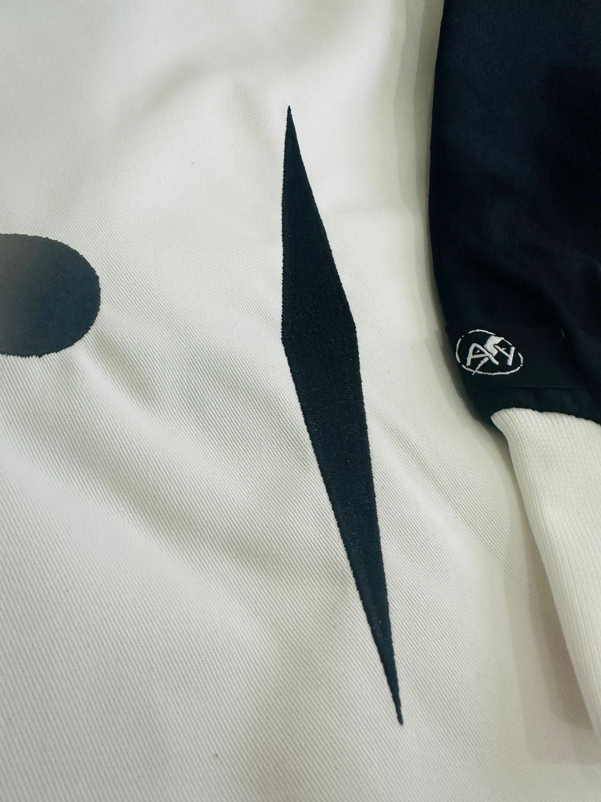 Soul society Jacket ( comes with 3 division patches)